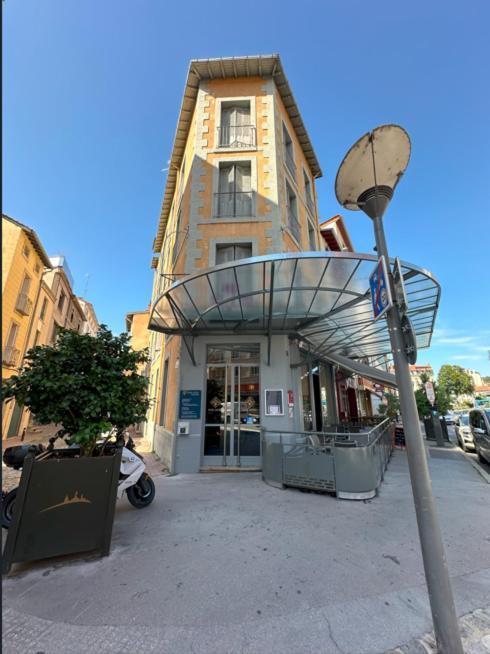 Dyke Hotel Le Puy-en-Velay Esterno foto