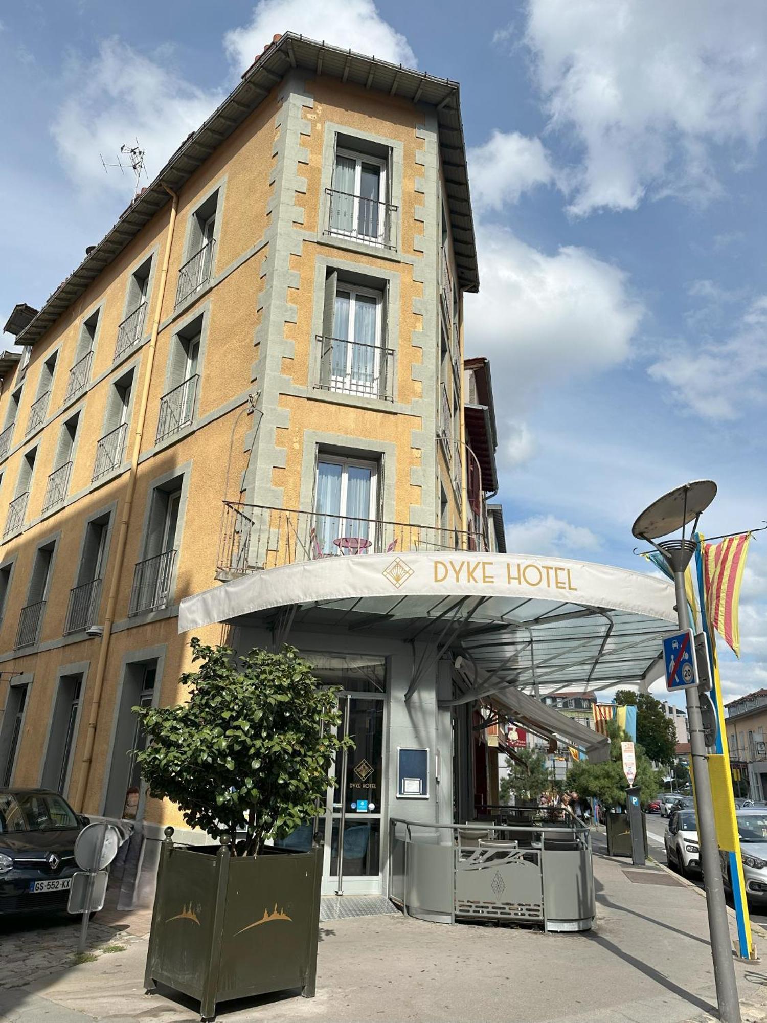 Dyke Hotel Le Puy-en-Velay Esterno foto