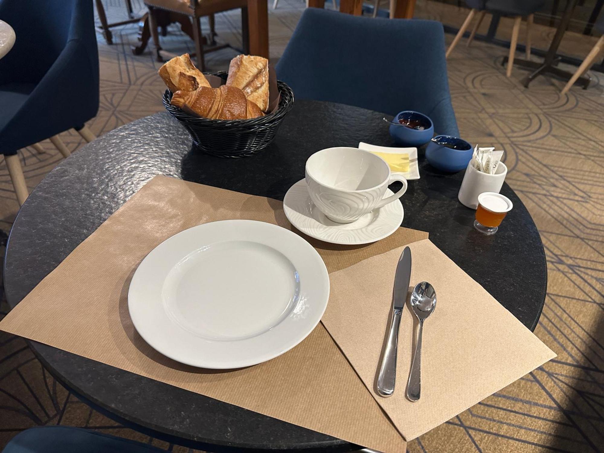 Dyke Hotel Le Puy-en-Velay Esterno foto